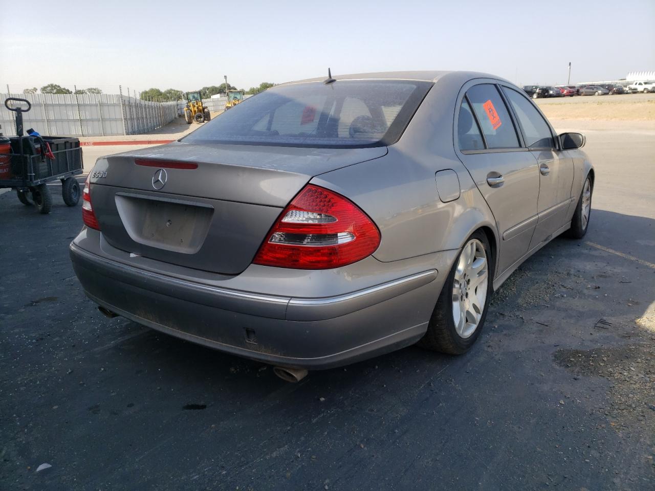 Photo 4 from auction – 2003 MERCEDES-BENZ E 500 with VIN WDBUF70J03A327092