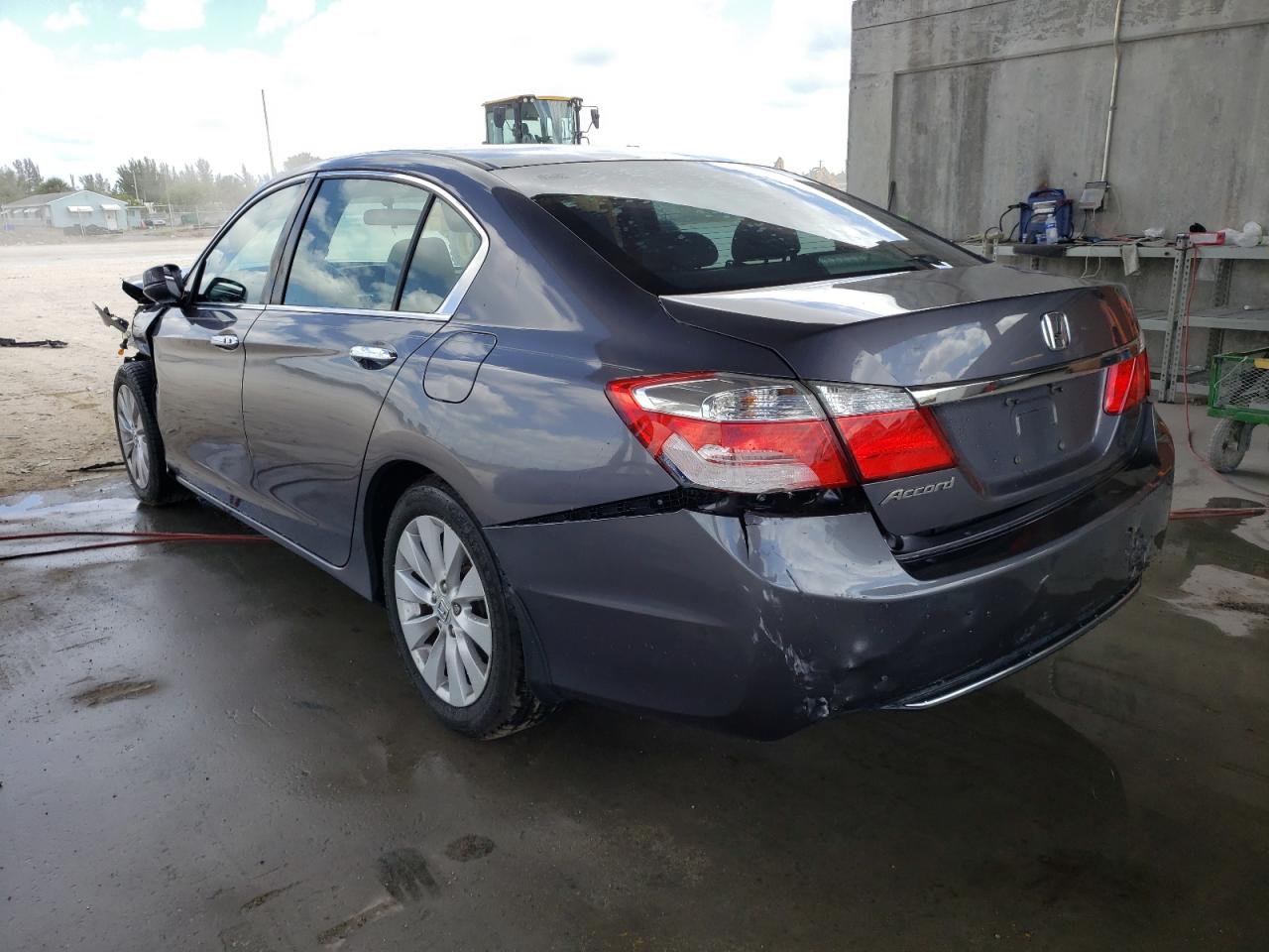 Photo 15 from auction – 2015 HONDA ACCORD EX with VIN 1HGCR2F74FA163967