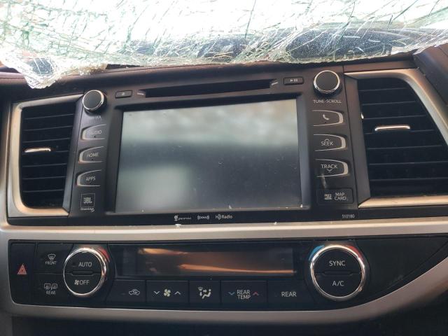 Photo 9 from auction – 2017 TOYOTA HIGHLANDER with VIN 5TDDGRFH3HS025465