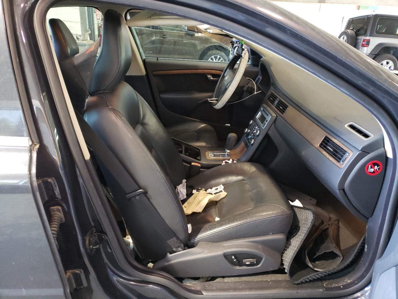 Photo 5 from auction – 2009 VOLVO S80 3.2 with VIN YV1AS982091095430