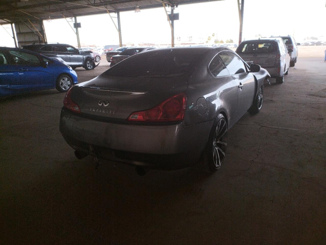 Photo 4 from auction – 2008 INFINITI G37 BASE with VIN JNKCV64E88M110899