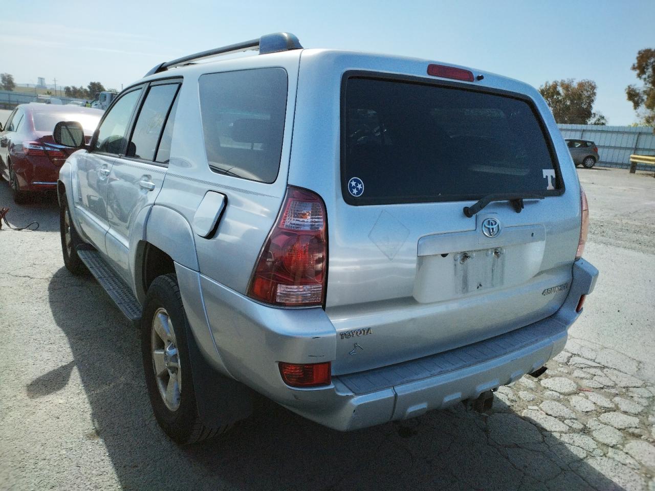 Photo 3 from auction – 2004 TOYOTA 4RUNNER with VIN JTEZU14RX40017903