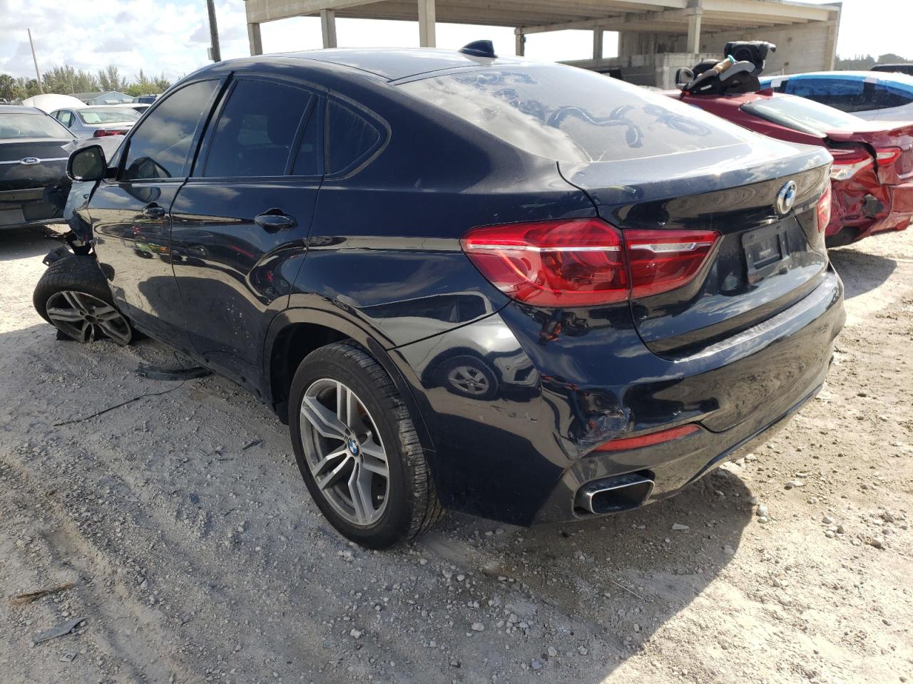 Photo 3 from auction – 2017 BMW X6 XDRIVE3 with VIN 5UXKU2C34H0X47822