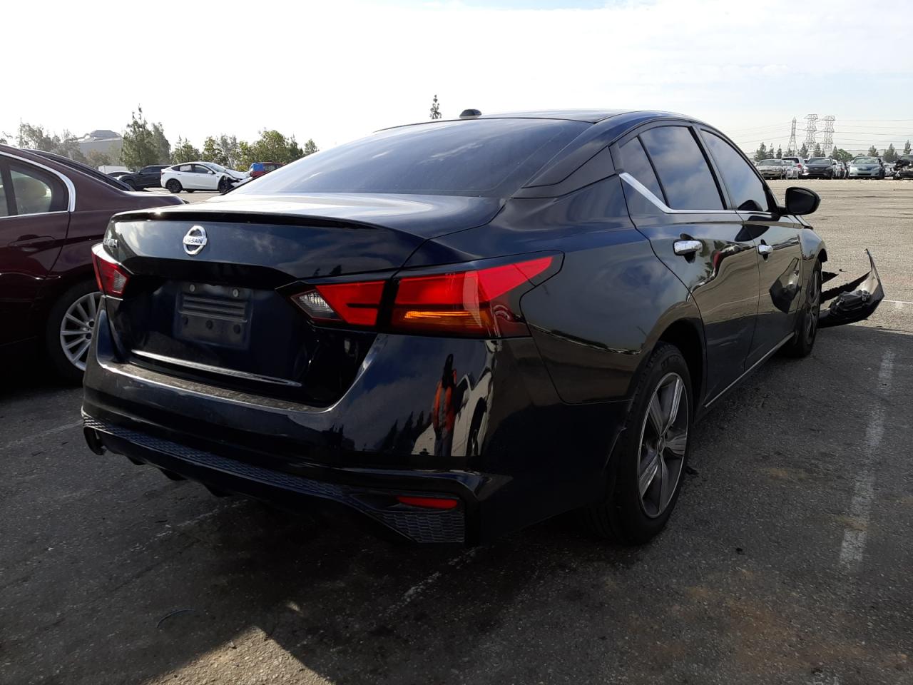 Photo 4 from auction – 2019 NISSAN ALTIMA S with VIN 1N4BL4BV9KN324303