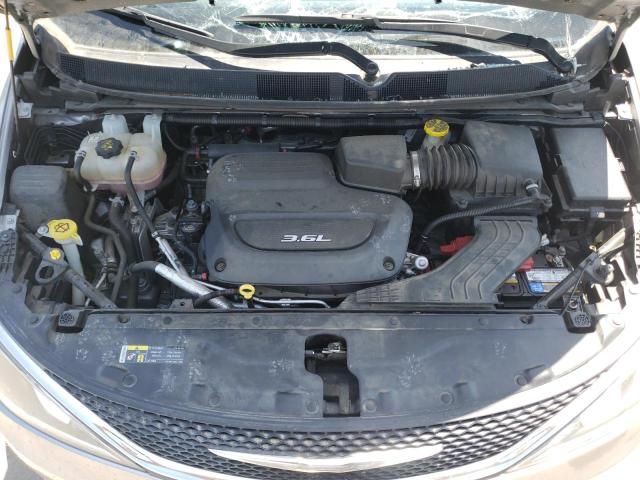 Photo 7 from auction – 2017 CHRYSLER PACIFICA T with VIN 2C4RC1BG1HR705681