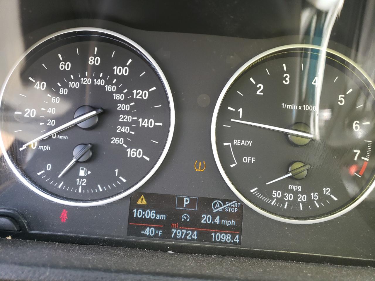 Photo 8 from auction – 2017 BMW X1 XDRIVE2 with VIN WBXHT3C35H5F78908