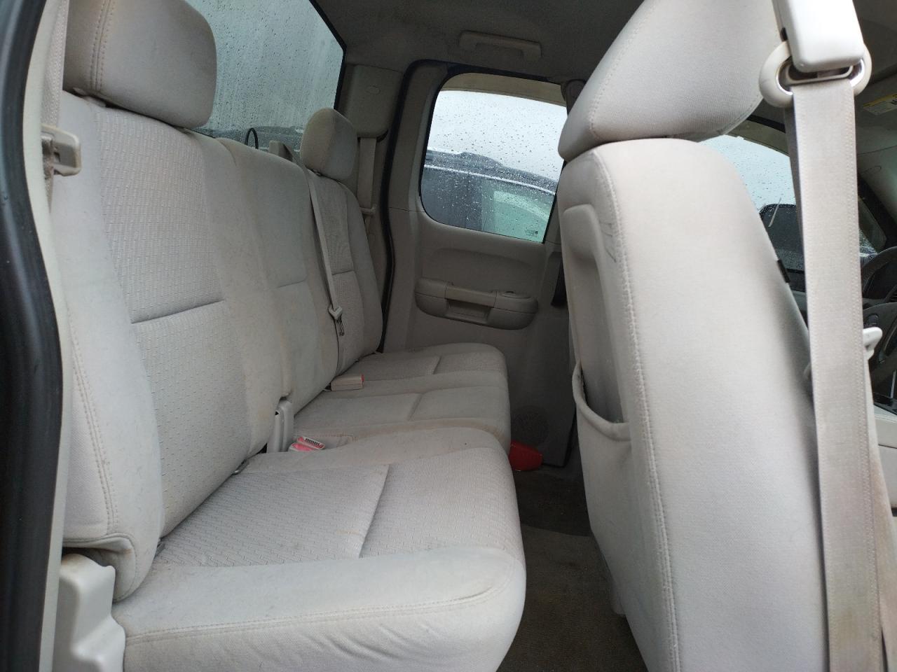 Photo 6 from auction – 2011 GMC SIERRA C15 with VIN 1GTR1VE09BZ238292