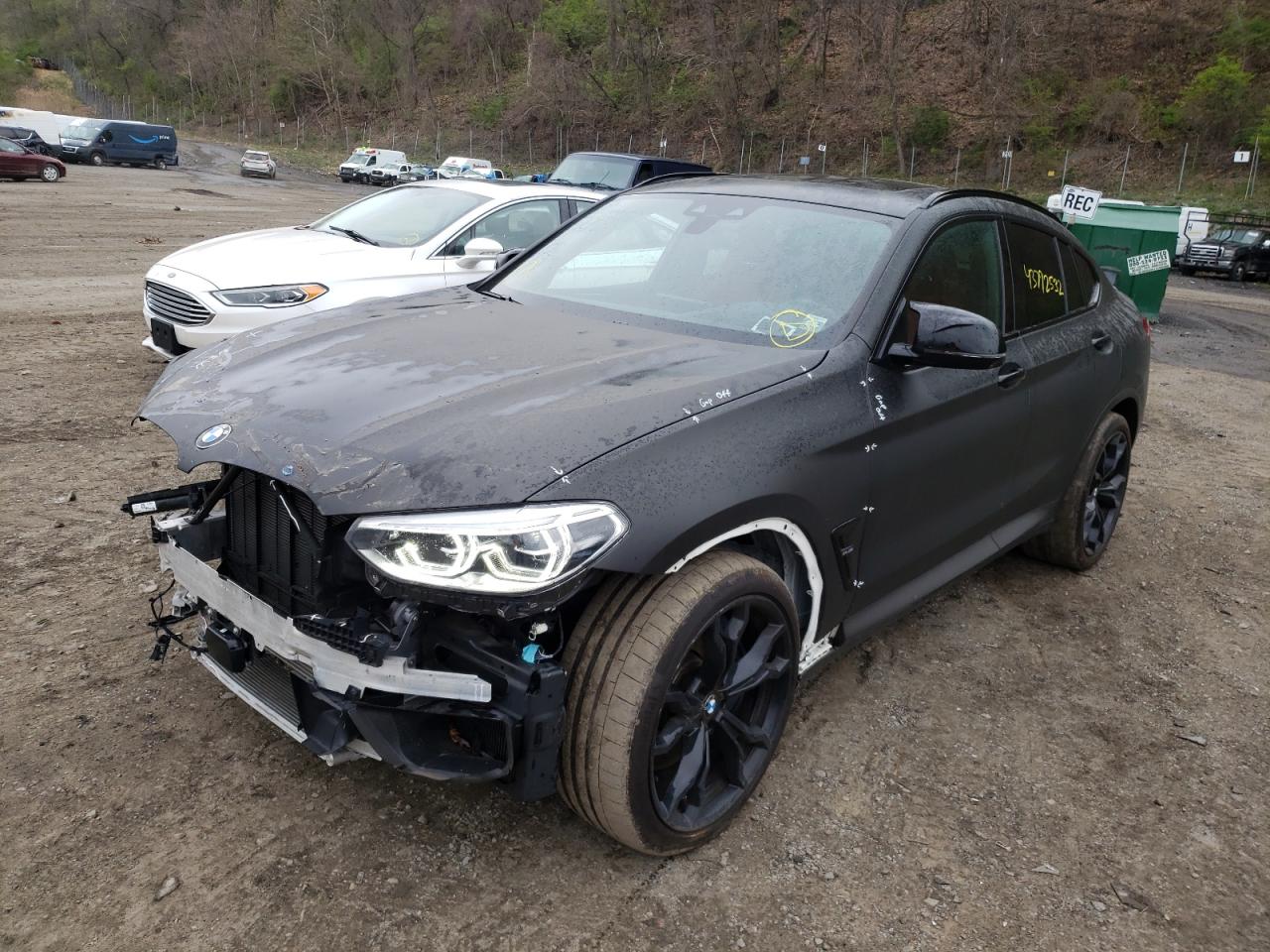 Photo 2 from auction – 2020 BMW X4 M COMPE with VIN 5YMUJ0C07L9B37215