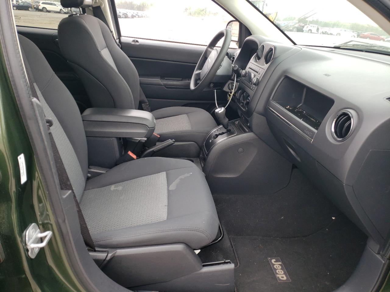 Photo 5 from auction – 2009 JEEP COMPASS SP with VIN 1J4FT47B79D140627