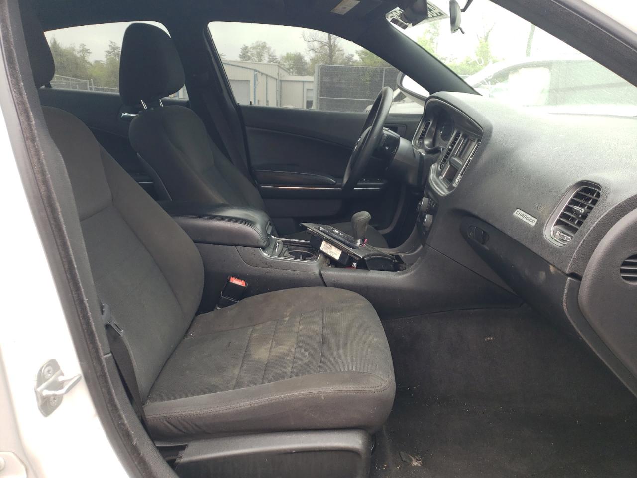 Photo 5 from auction – 2014 DODGE CHARGER SE with VIN 2C3CDXBGXEH192751