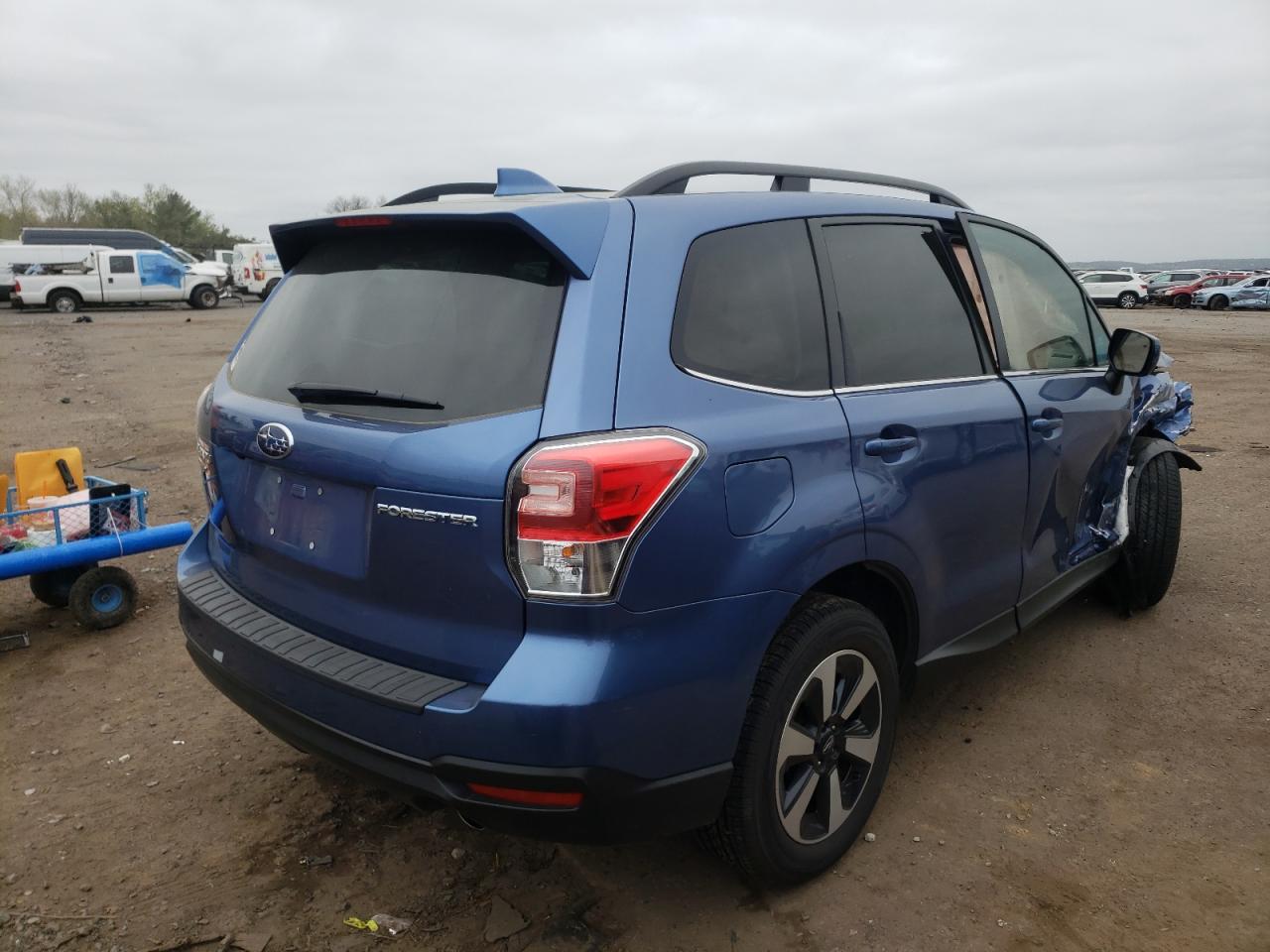 Photo 4 from auction – 2018 SUBARU FORESTER 2 with VIN JF2SJAJC0JH597272