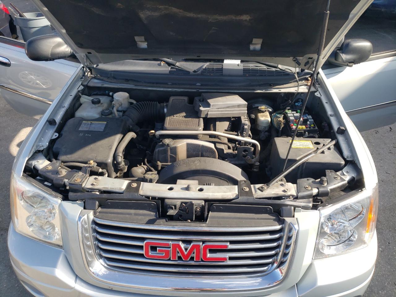 Photo 7 from auction – 2008 GMC ENVOY with VIN 1GKDS13S482181011
