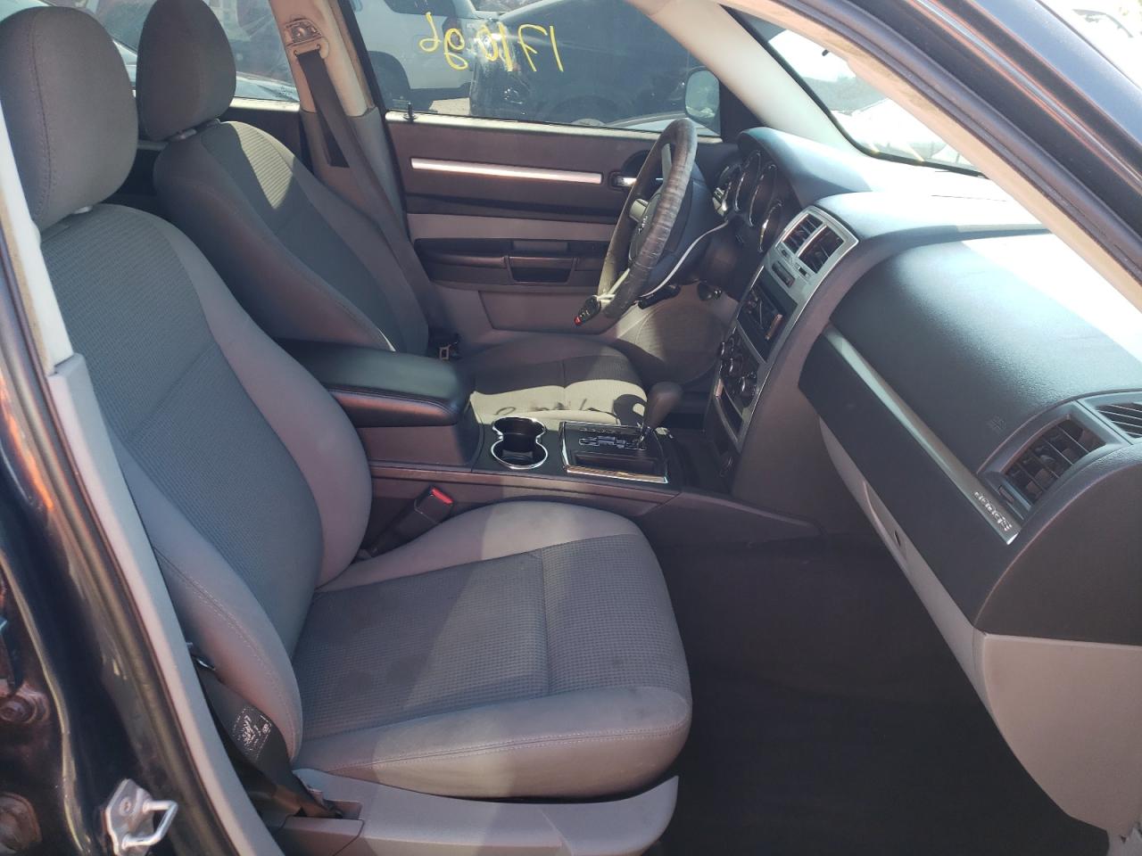 Photo 5 from auction – 2008 DODGE CHARGER with VIN 2B3KA43G58H227697