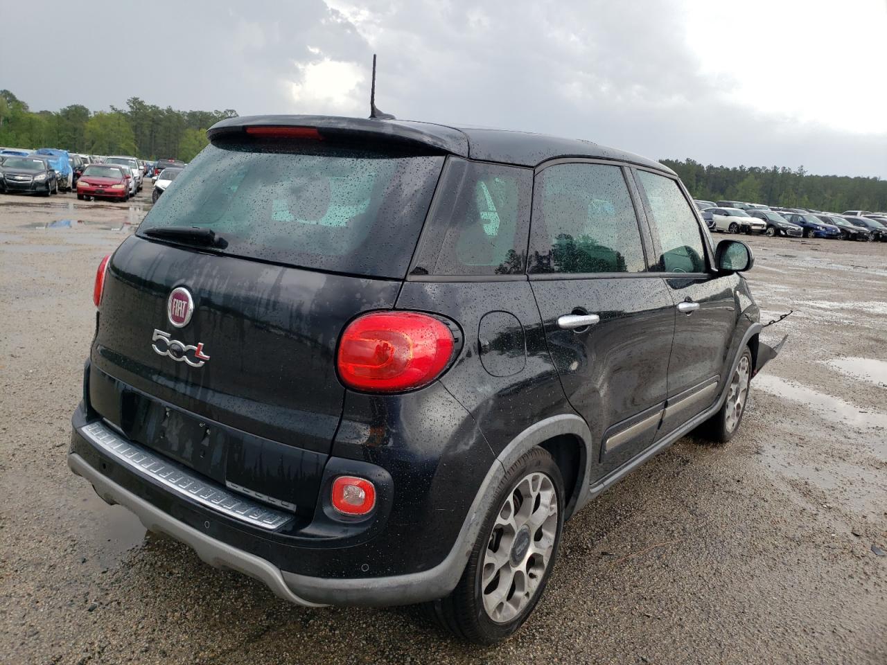 Photo 4 from auction – 2014 FIAT 500L TREKK with VIN ZFBCFADH5EZ015486