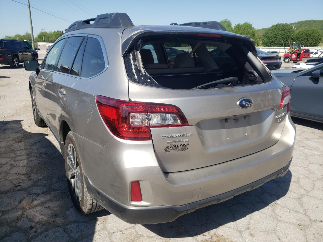 Photo 3 from auction – 2015 SUBARU OUTBACK 3. with VIN 4S4BSENC7F3252950