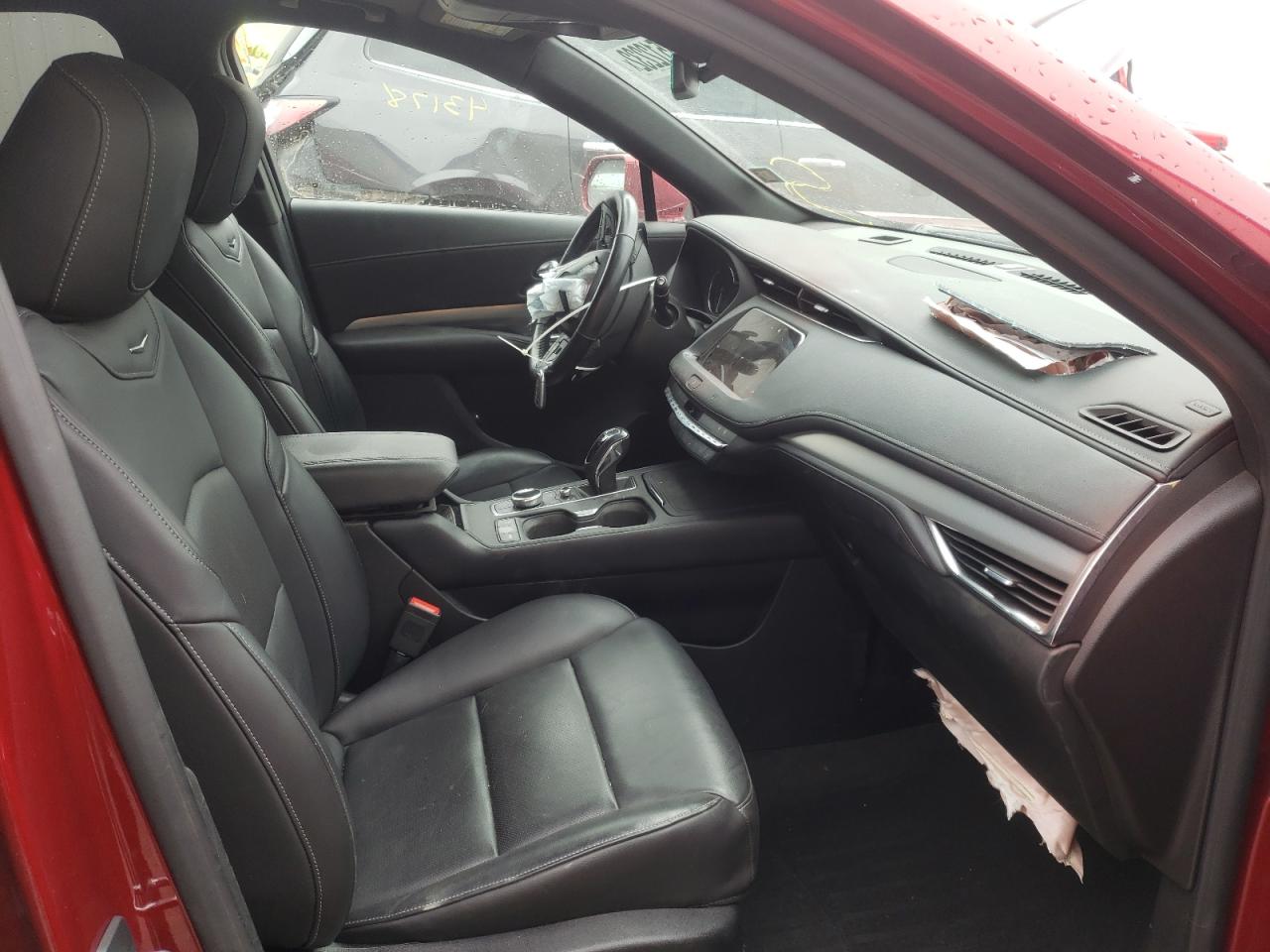 Photo 5 from auction – 2019 CADILLAC XT4 PREMIU with VIN 1GYFZDR43KF100777