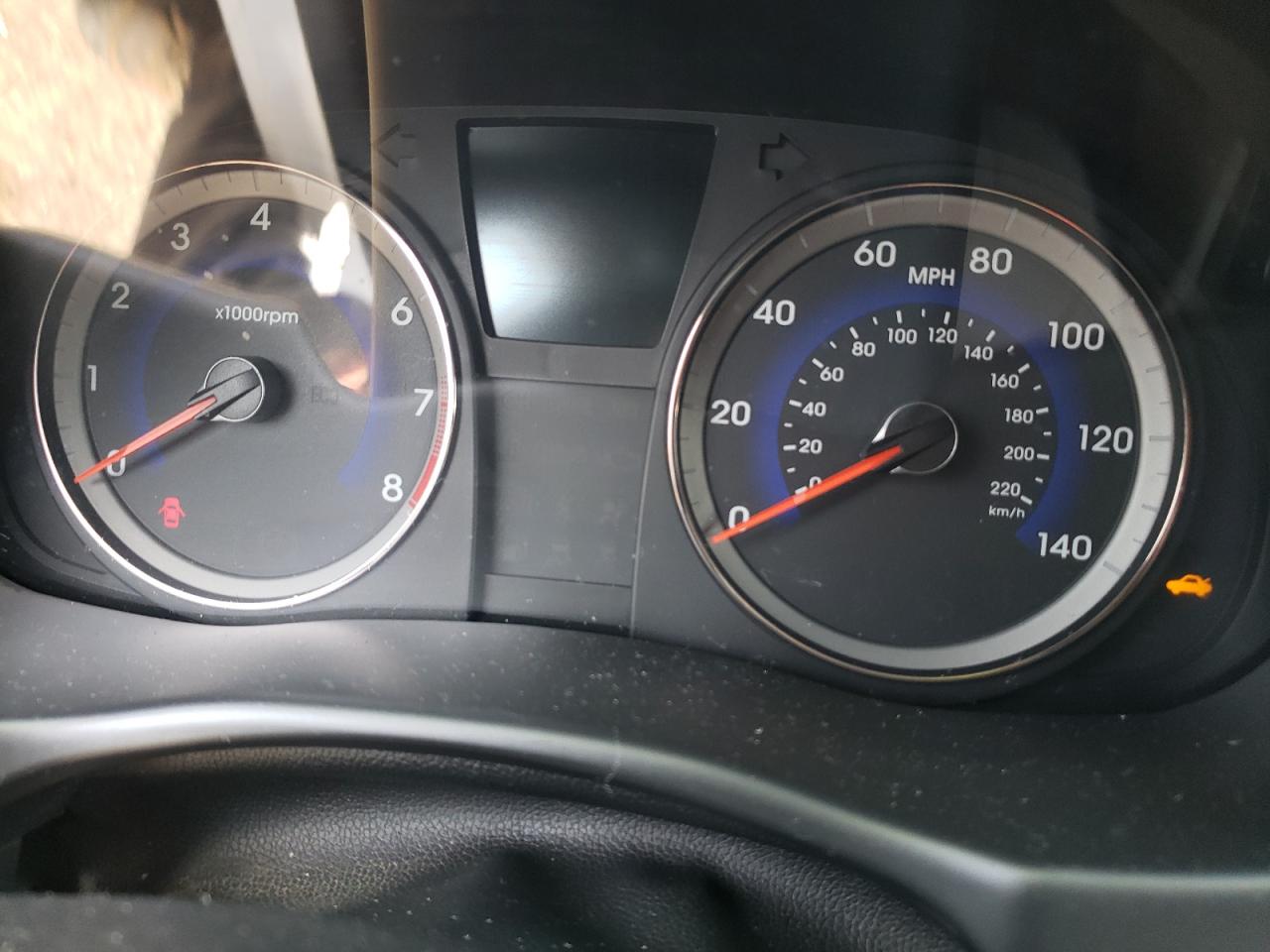 Photo 8 from auction – 2017 HYUNDAI ACCENT SE with VIN KMHCT4AE1HU363283
