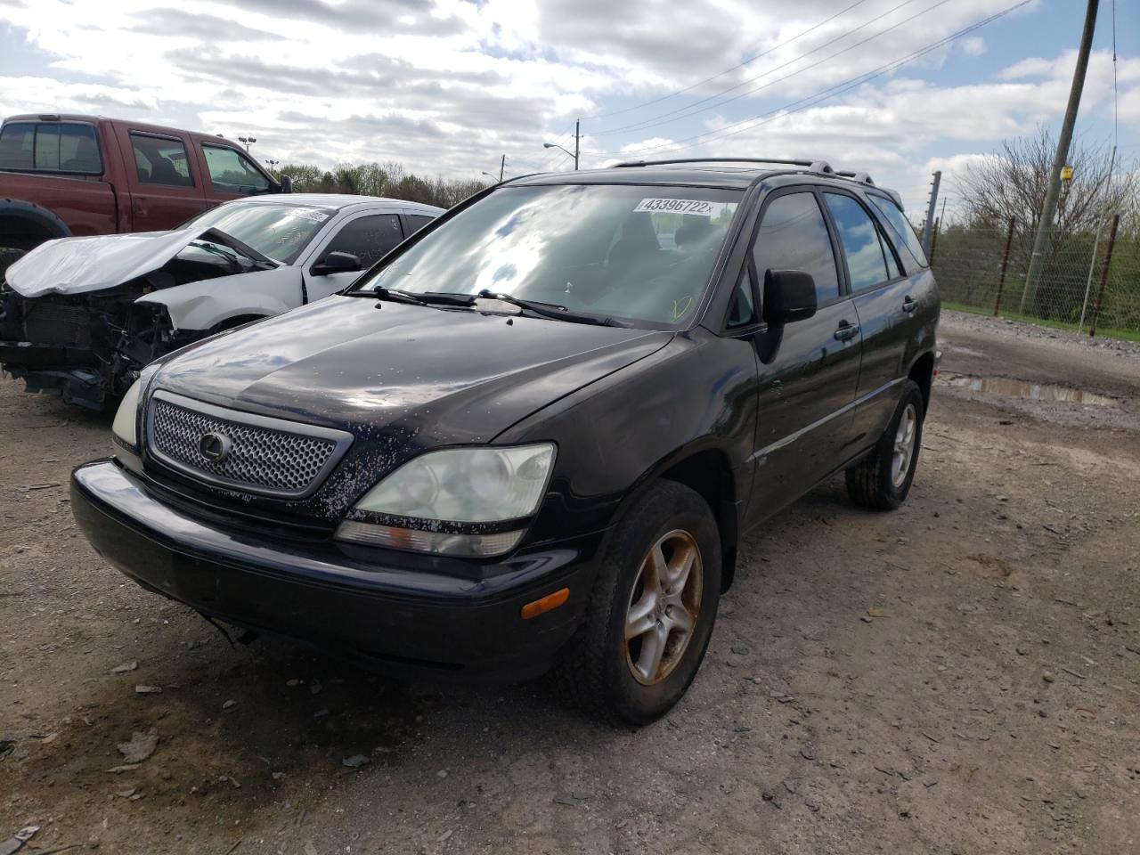 Photo 2 from auction – 2001 LEXUS RX 300 with VIN JTJHF10U410209542