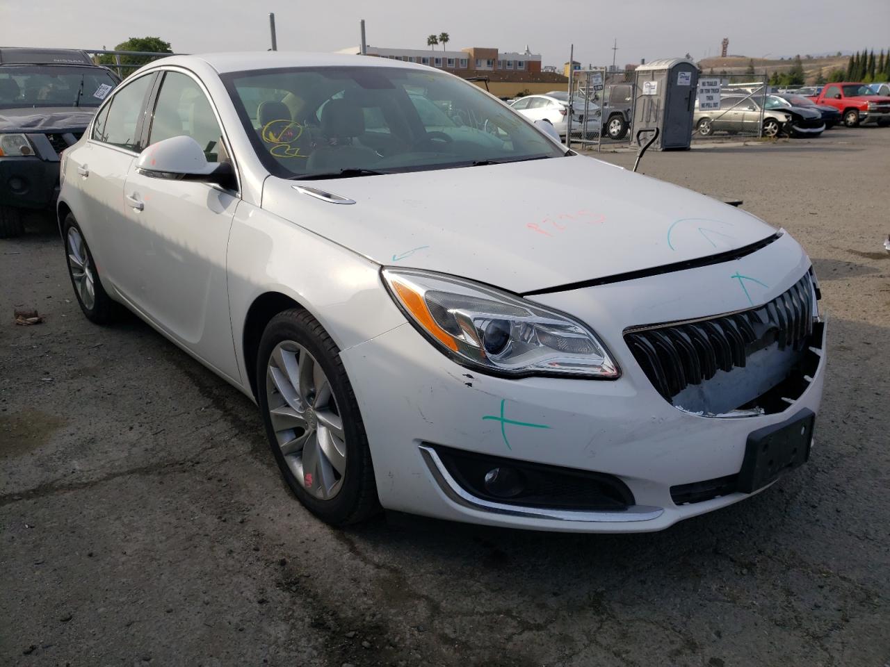 BUICK REGAL 2014 with VIN 2G4GK5EX2E9233592 - Photo from auction