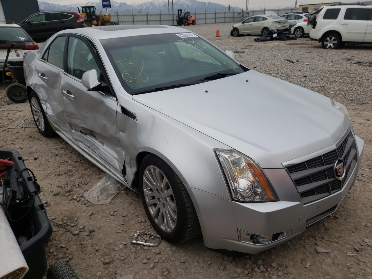 CADILLAC CTS PREMIU 2010 with VIN 1G6DS5EV0A0109124 - Photo from auction