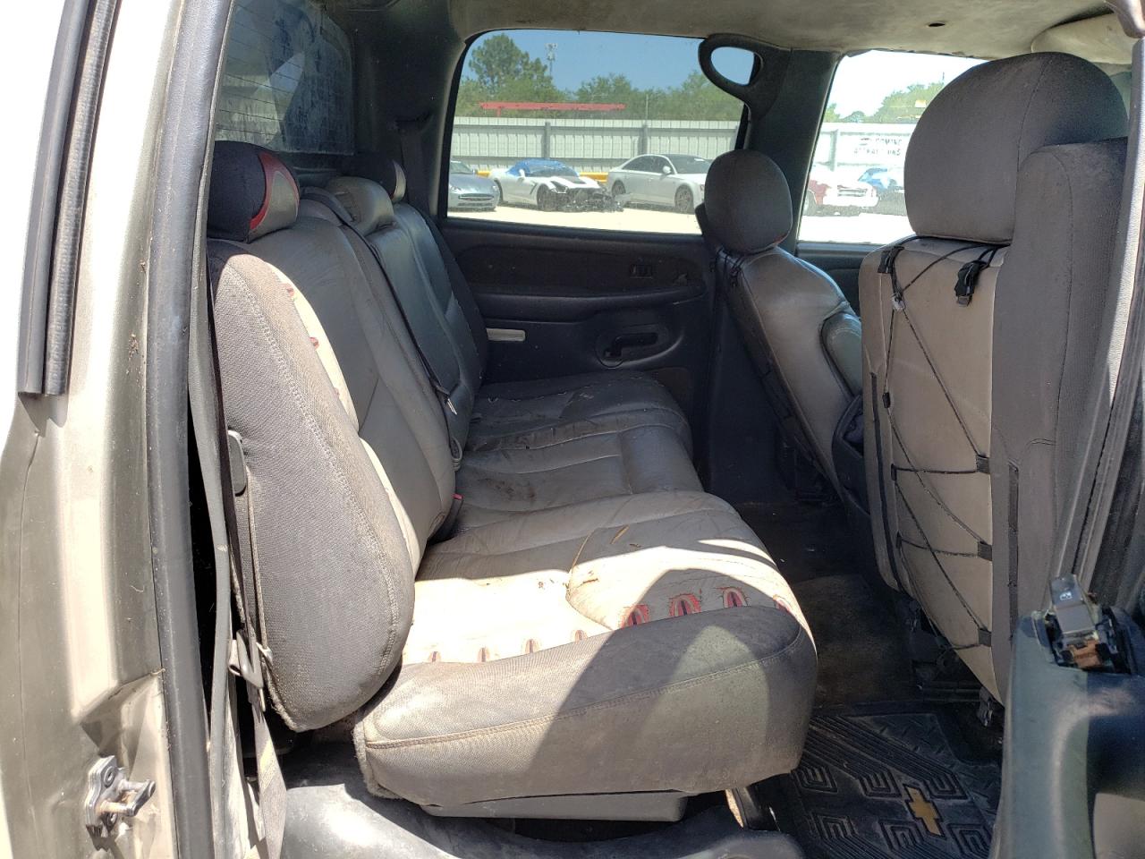 Photo 6 from auction – 2003 CHEVROLET AVALANCHE with VIN 3GNEC13T23G231479