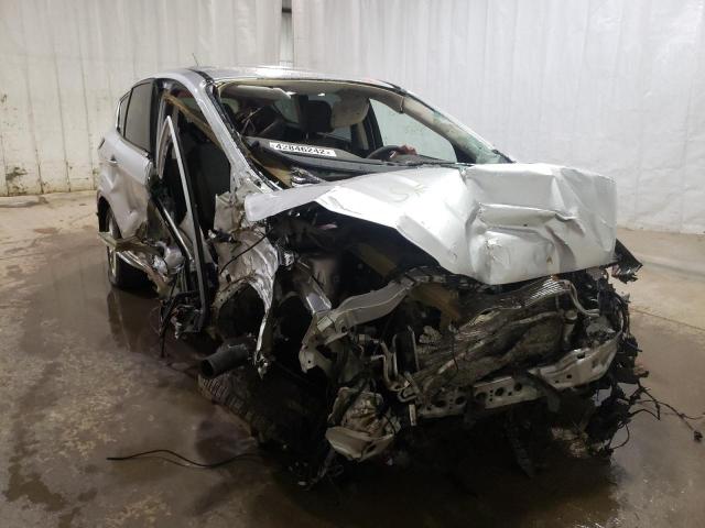 FORD ESCAPE SE 2017 with VIN 1FMCU9GDXHUE83138 - Photo from auction