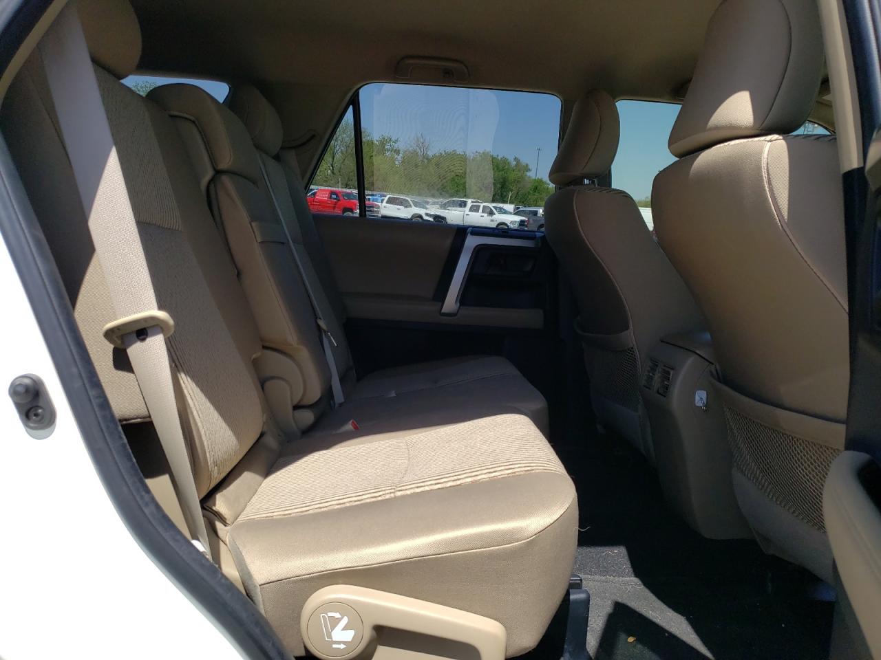 Photo 6 from auction – 2013 TOYOTA 4RUNNER SR with VIN JTEBU5JR8D5117871