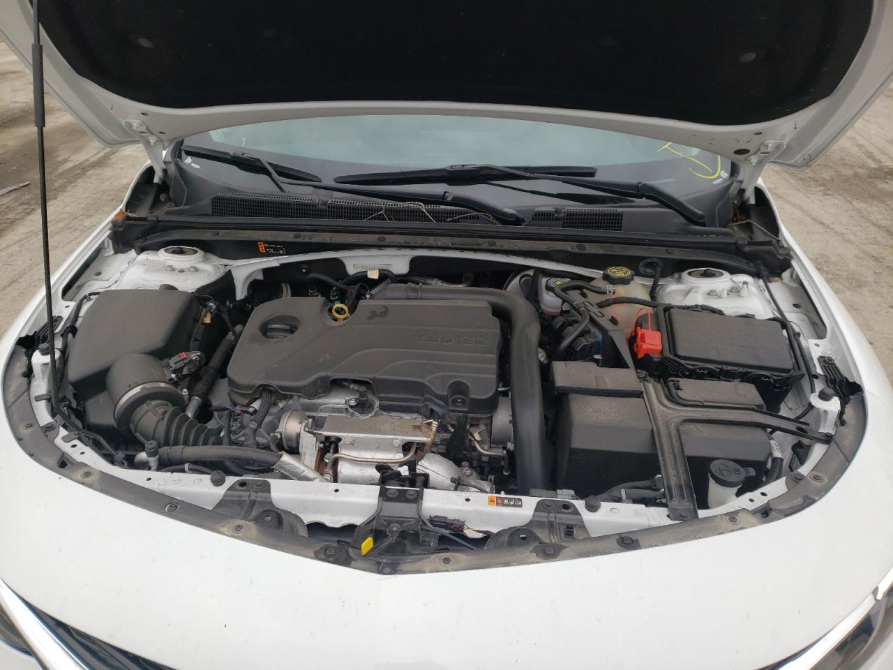 Photo 7 from auction – 2020 CHEVROLET MALIBU LT with VIN 1G1ZD5ST2LF107917