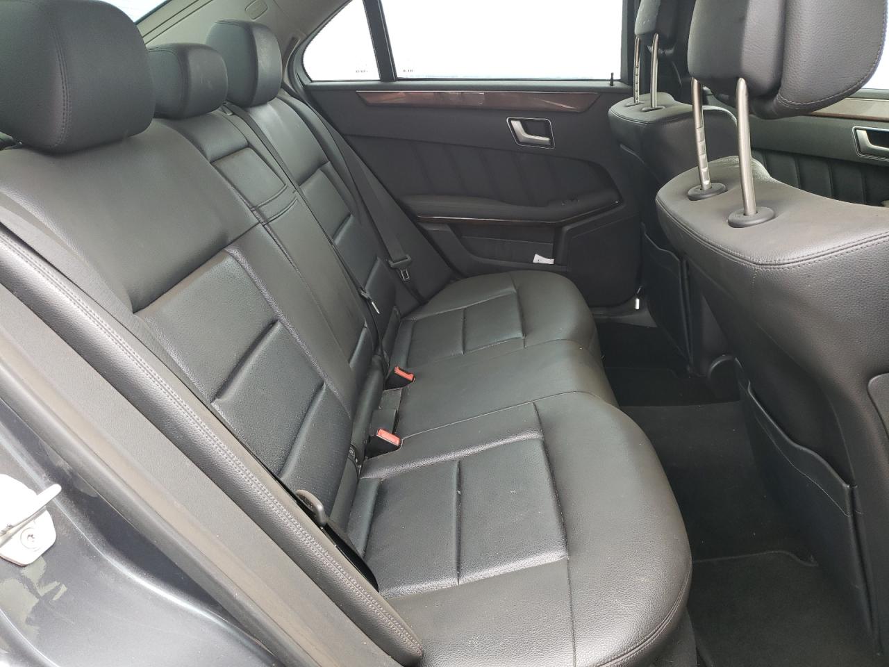 Photo 6 from auction – 2013 MERCEDES-BENZ E 350 4MAT with VIN WDDHF8JB2DA677735
