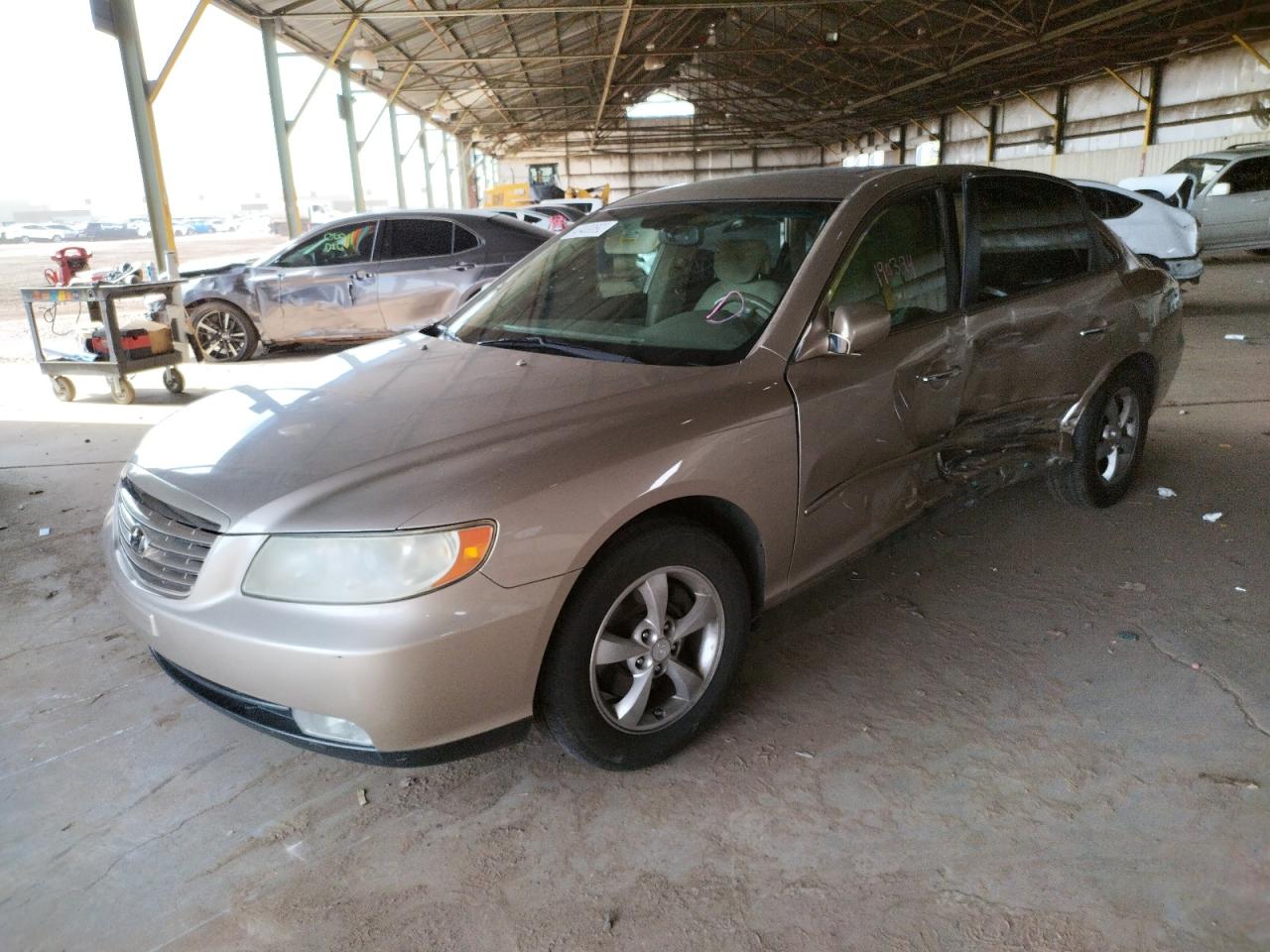 Photo 2 from auction – 2007 HYUNDAI AZERA GLS with VIN KMHFC46D97A209448