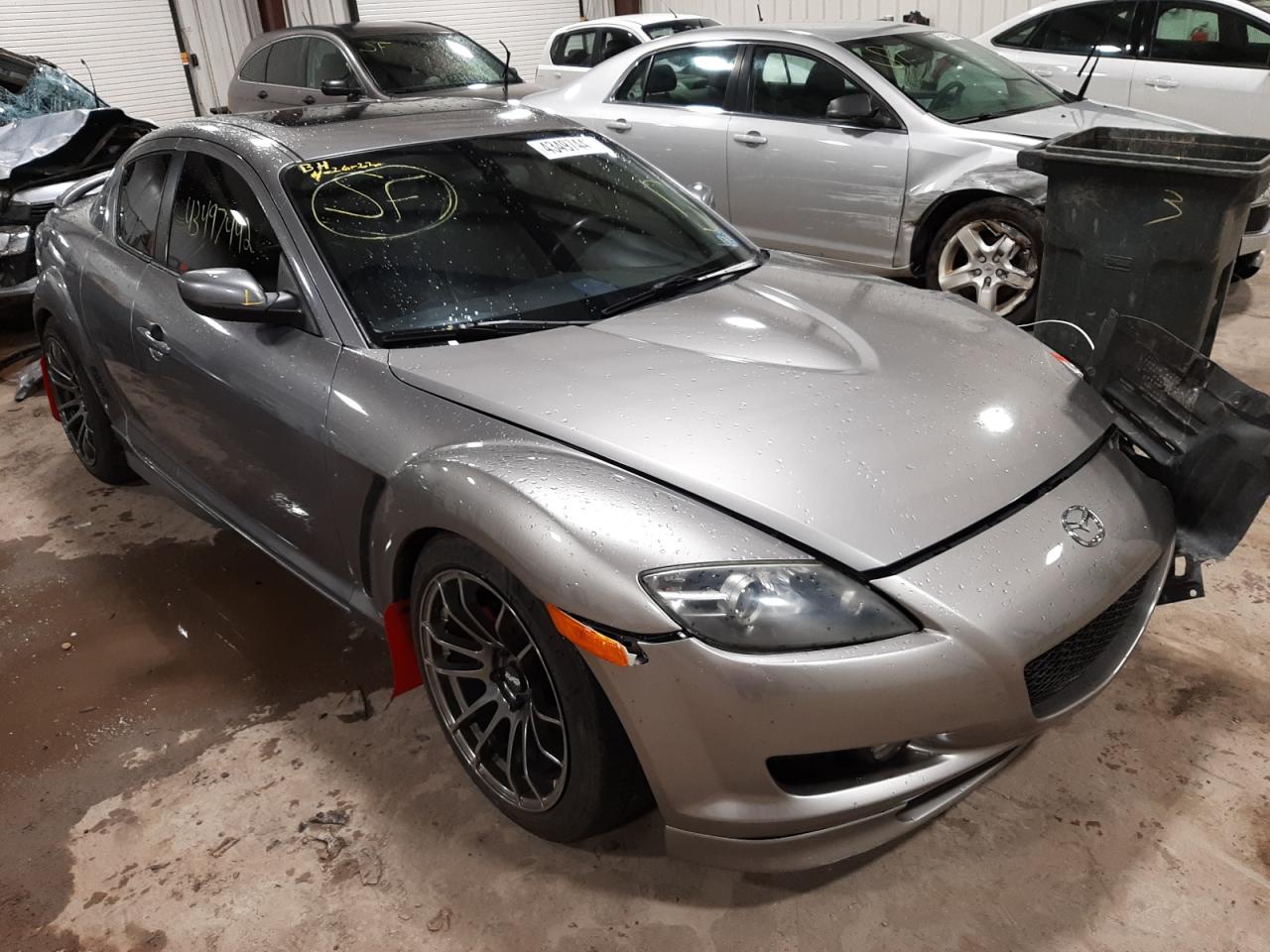 MAZDA RX8 2004 with VIN JM1FE173640115144 - Photo from auction