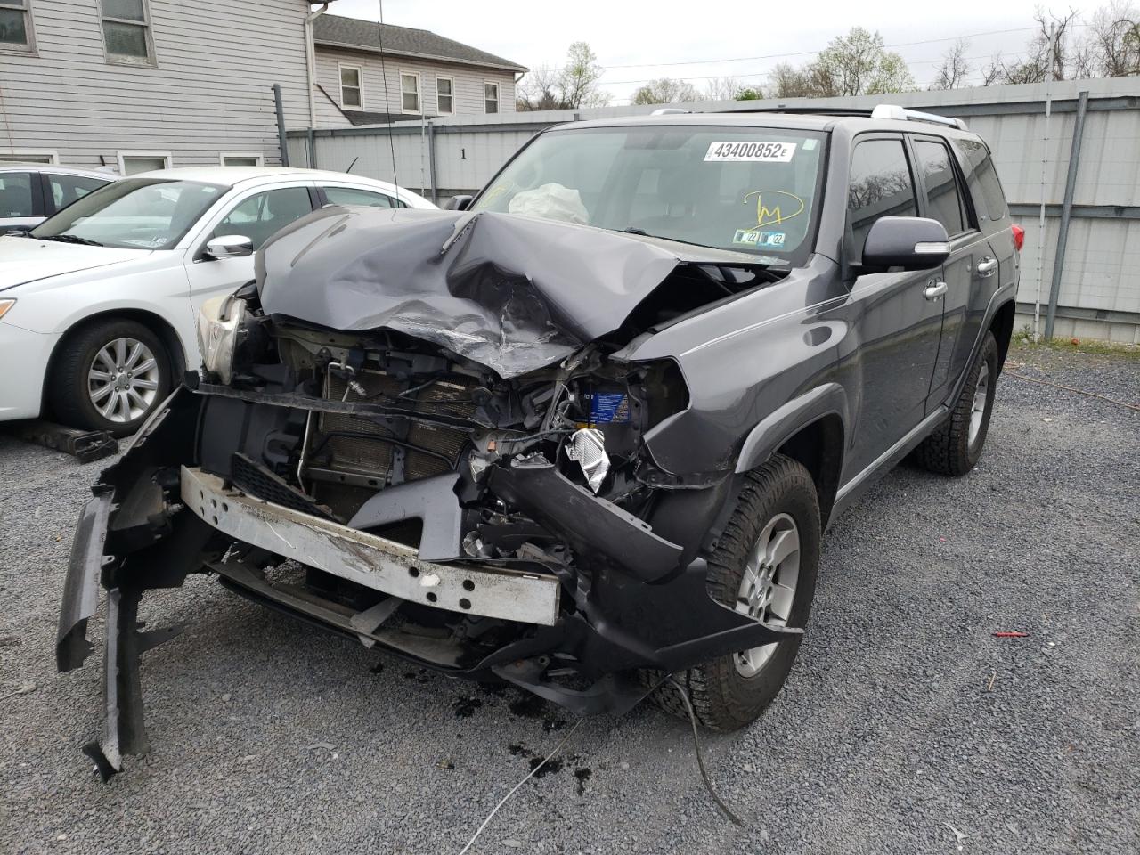 Photo 2 from auction – 2010 TOYOTA 4RUNNER SR with VIN JTEBU5JR4A5023935