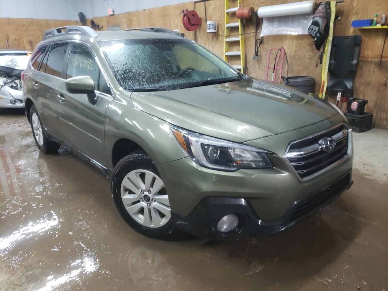 SUBARU OUTBACK 2. 2019 with VIN 4S4BSAFC1K3310956 - Photo from auction