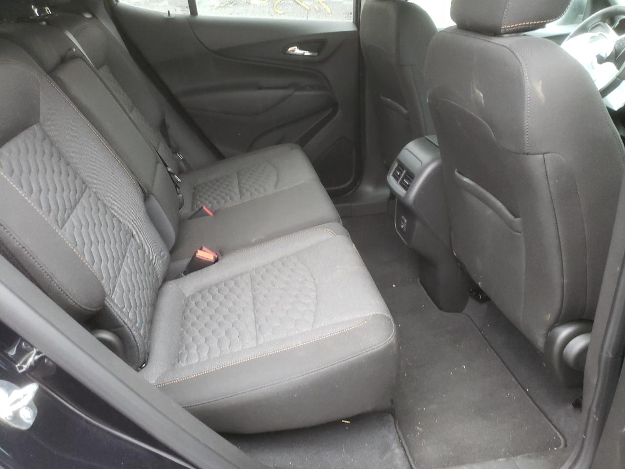 Photo 6 from auction – 2020 CHEVROLET EQUINOX LT with VIN 3GNAXVEX2LS737403