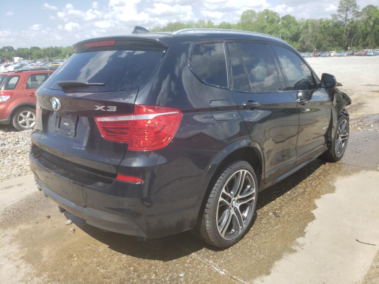 Photo 4 from auction – 2017 BMW X3 SDRIVE2 with VIN 5UXWZ7C38H0X41537