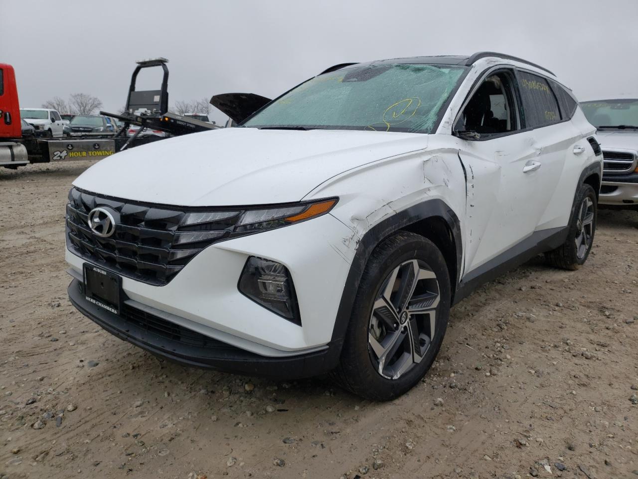 Photo 2 from auction – 2022 HYUNDAI TUCSON SEL with VIN KM8JFCA11NU027490