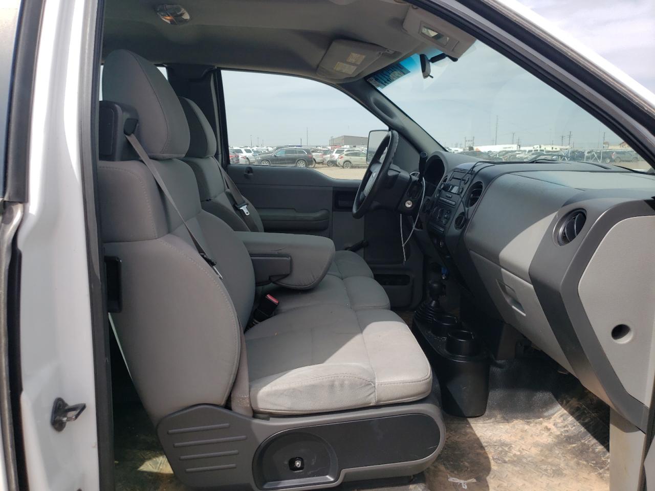 Photo 5 from auction – 2007 FORD F150 with VIN 1FTRX14W47NA70346