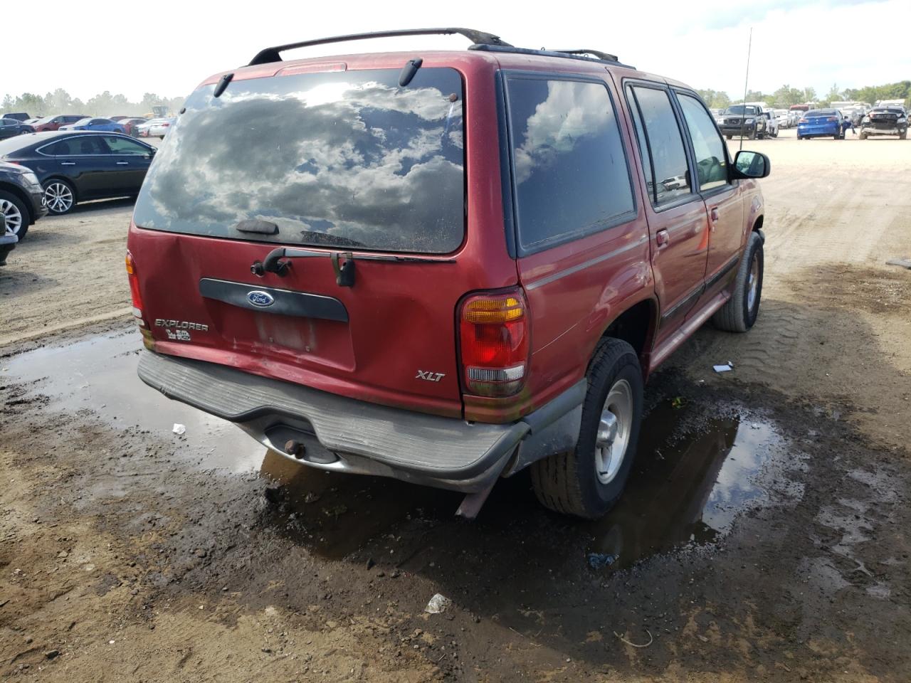 Photo 4 from auction – 1998 FORD EXPLORER with VIN 1FMZU32P4WUA35712