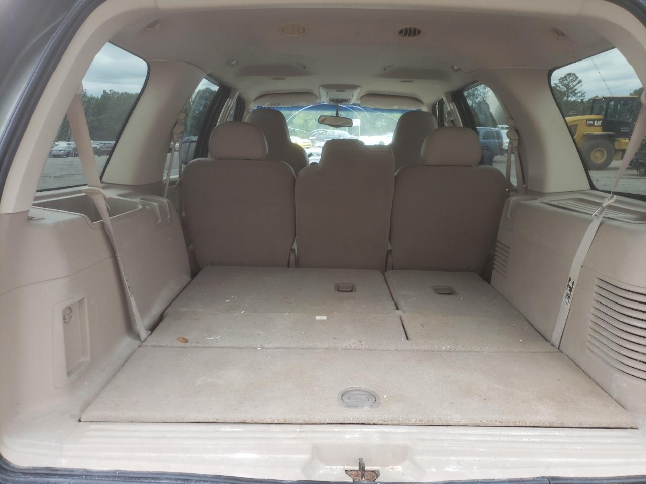 Photo 9 from auction – 2003 FORD EXPEDITION with VIN 1FMRU15W63LC30994