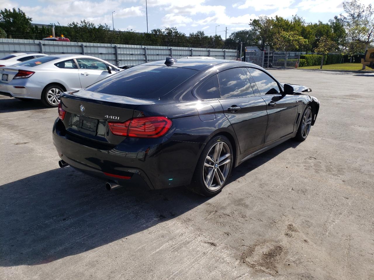 Photo 4 from auction – 2018 BMW 440I GRAN with VIN WBA4J5C57JBF07292