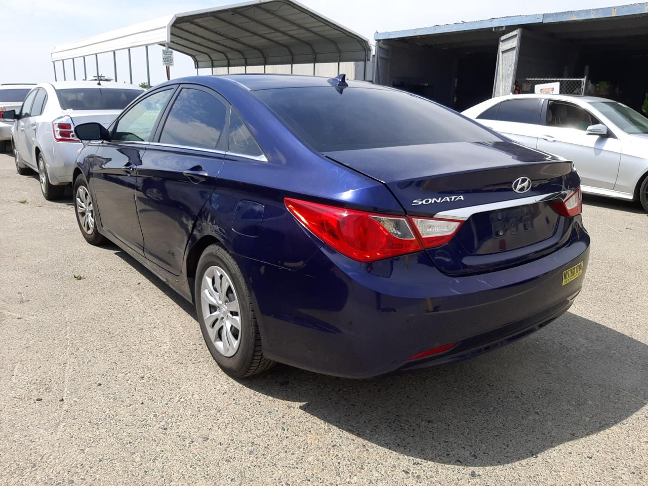 Photo 3 from auction – 2012 HYUNDAI SONATA GLS with VIN 5NPEB4AC0CH459570