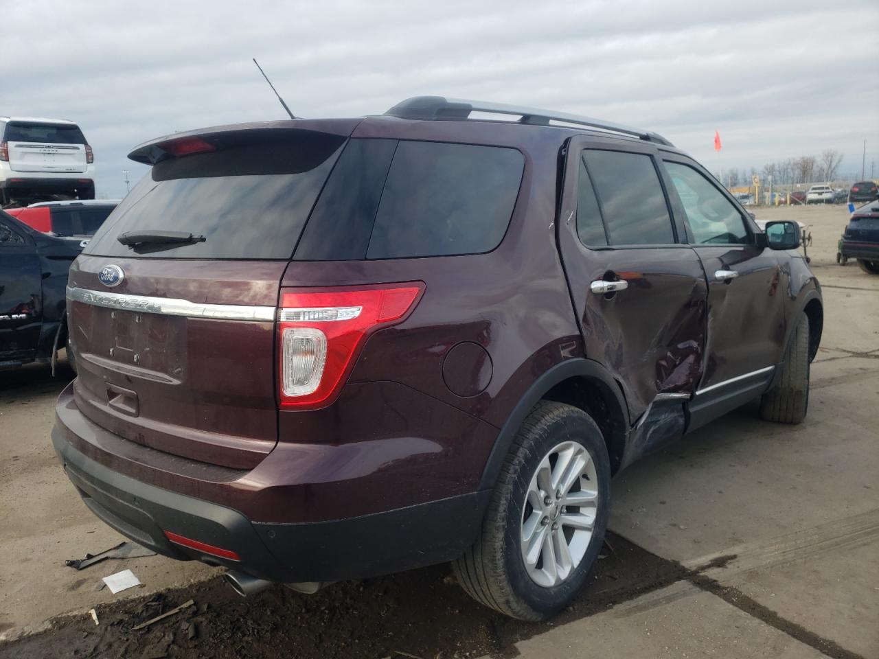 Photo 4 from auction – 2011 FORD EXPLORER X with VIN 1FMHK7D84BGA14995