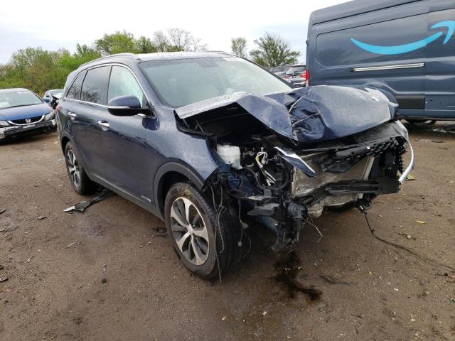 KIA SORENTO EX 2018 with VIN 5XYPHDA58JG427687 - Photo from auction
