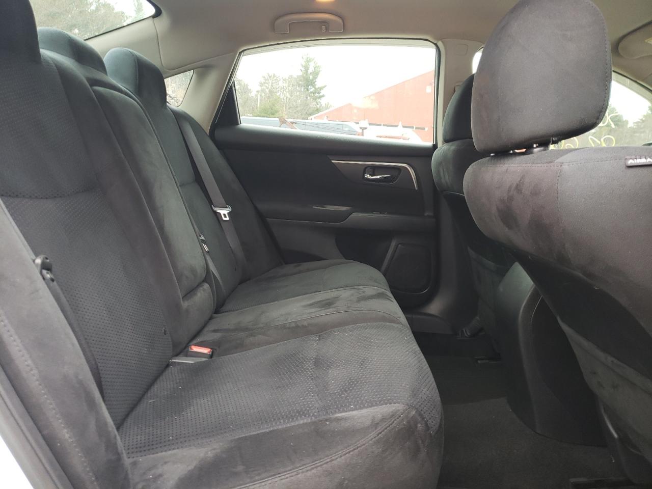 Photo 6 from auction – 2015 NISSAN ALTIMA 2.5 with VIN 1N4AL3AP0FC158179