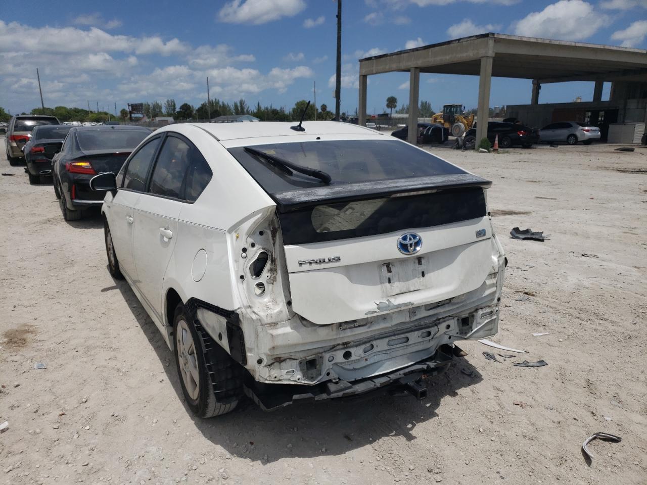 Photo 3 from auction – 2010 TOYOTA PRIUS with VIN JTDKN3DU3A5096719