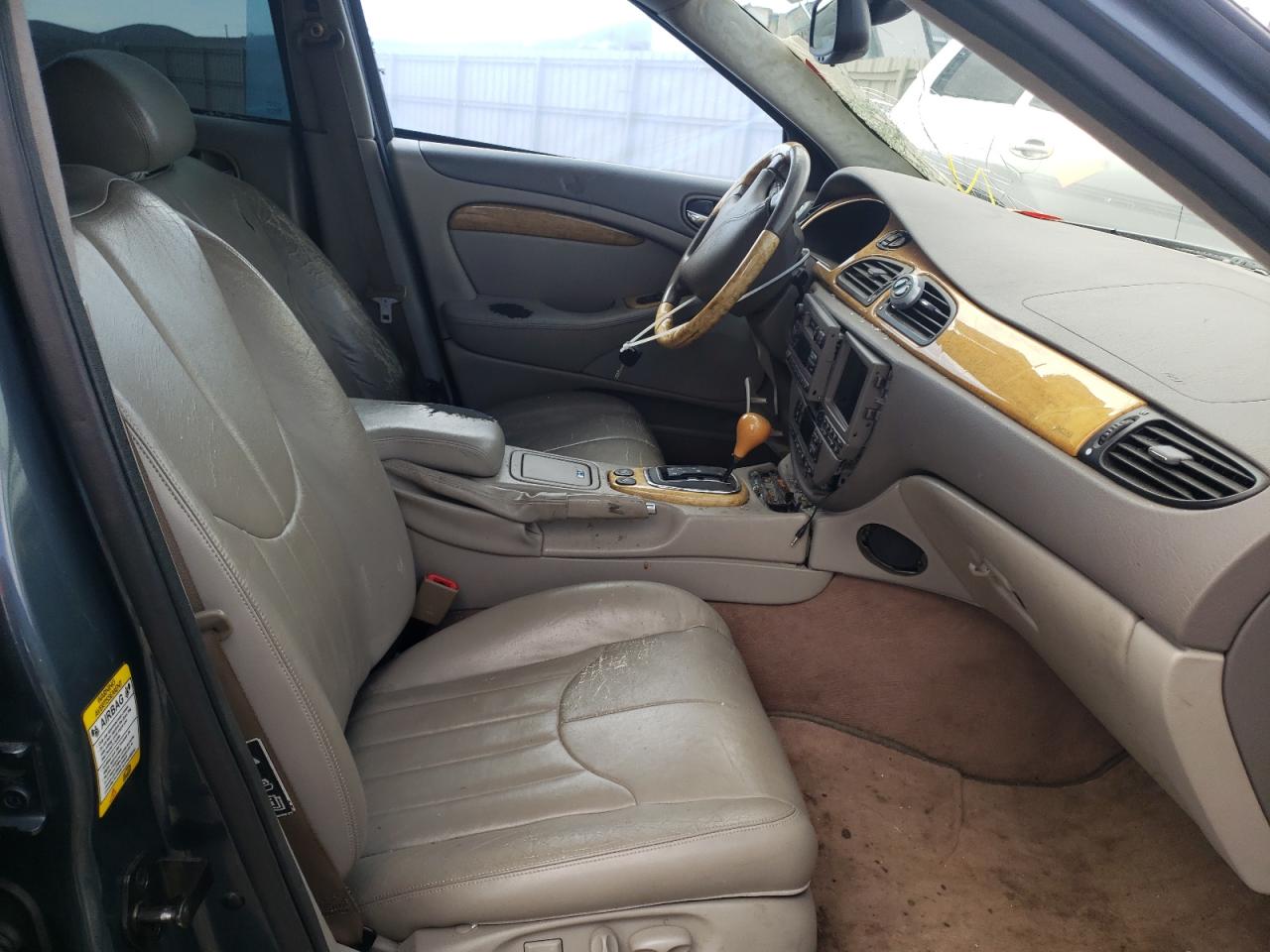 Photo 5 from auction – 2000 JAGUAR S-TYPE with VIN SAJDA01C0YFL47667
