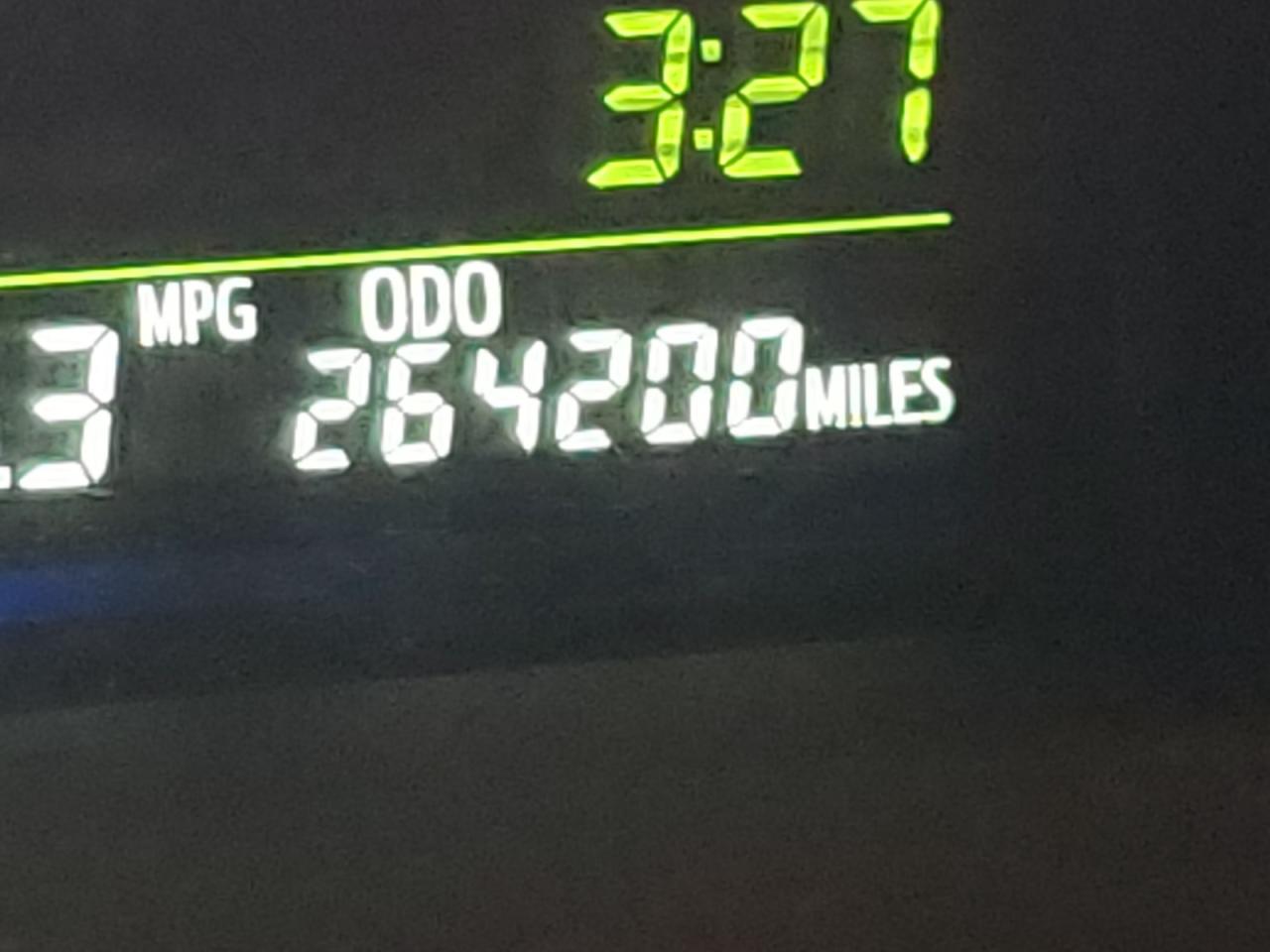 Photo 8 from auction – 2012 TOYOTA PRIUS V with VIN JTDZN3EU9C3128021