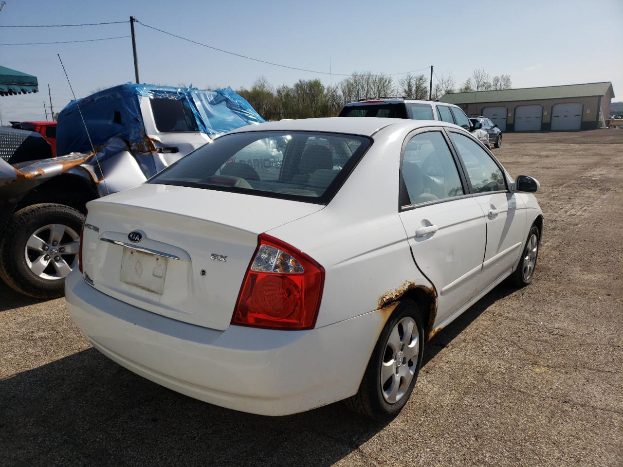 Photo 4 from auction – 2006 KIA SPECTRA LX with VIN KNAFE121865310610