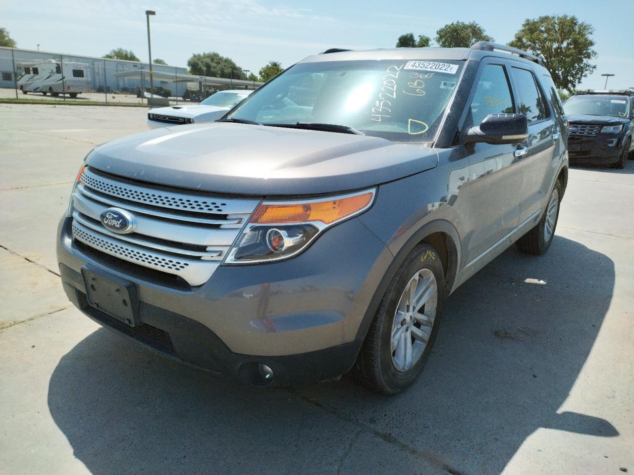 Photo 12 from auction – 2012 FORD EXPLORER X with VIN 1FMHK7D81CGA09187