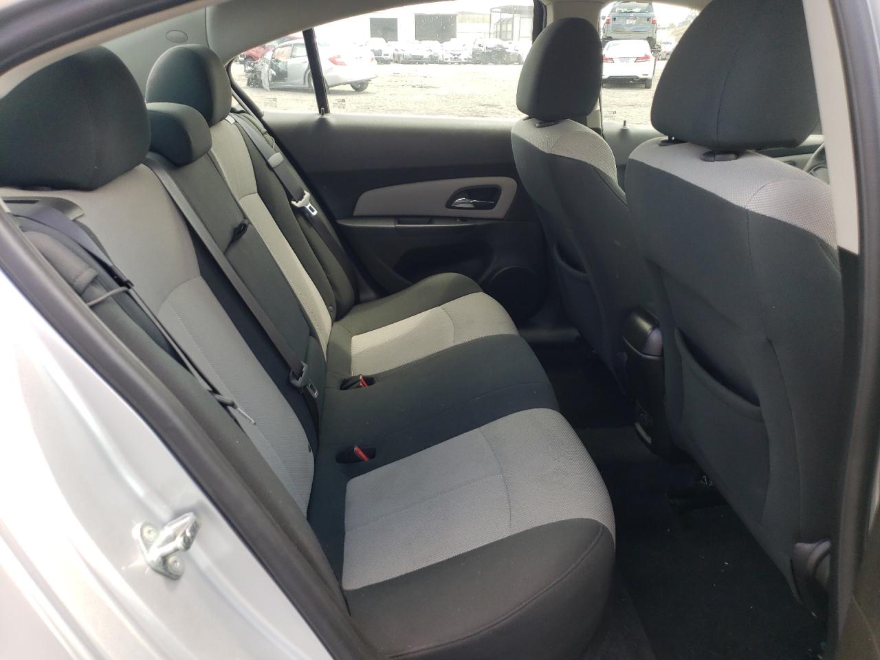 Photo 6 from auction – 2011 CHEVROLET CRUZE LS with VIN 1G1PC5SH7B7306279